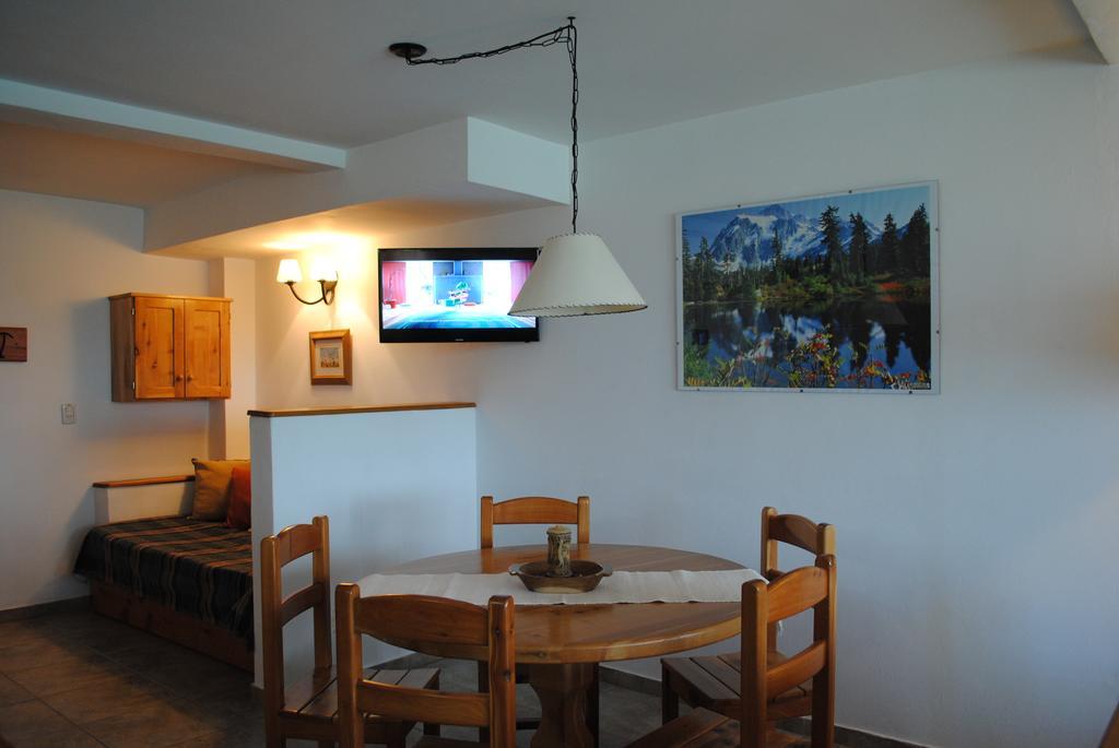 Alun Bungalows Apart San Carlos de Bariloche Bilik gambar