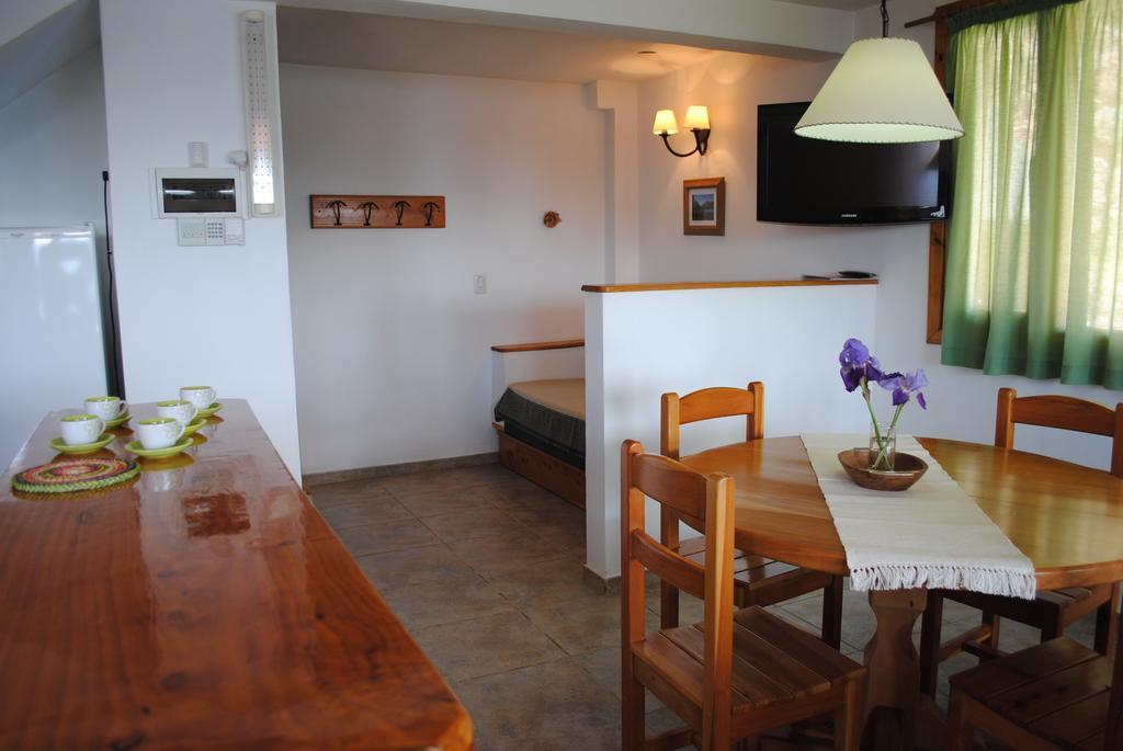 Alun Bungalows Apart San Carlos de Bariloche Bilik gambar